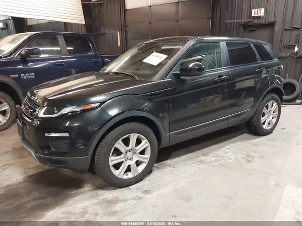 SALVP2BG2HH257125 2017 LAND ROVER RANGE ROVER EVOQUE - Image 2