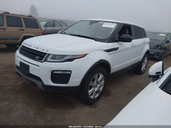 SALVP2BG3HH218303 2017 LAND ROVER RANGE ROVER EVOQUE - Image 2