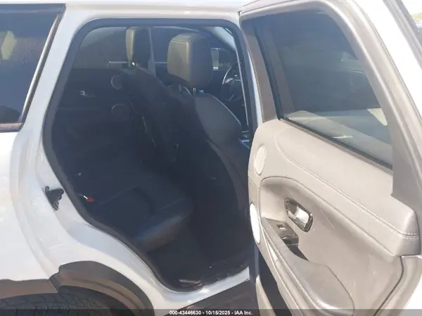 SALVP2BG4HH185585 2017 LAND ROVER RANGE ROVER EVOQUE - Image 8