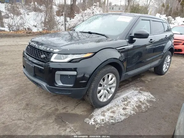 SALVP2BG5HH193016 2017 LAND ROVER RANGE ROVER EVOQUE - Image 2