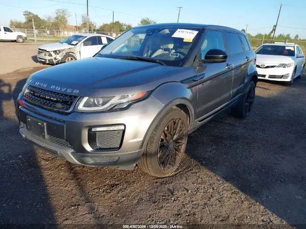 SALVP2BG5HH256342 2017 LAND ROVER RANGE ROVER EVOQUE - Image 2