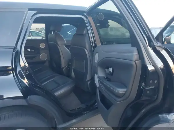 SALVP2BG7HH235721 2017 LAND ROVER RANGE ROVER EVOQUE - Image 8