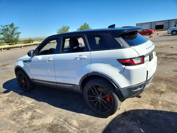 SALVP2BG8HH206695 2017 LAND ROVER RANGE ROVER - Image 2