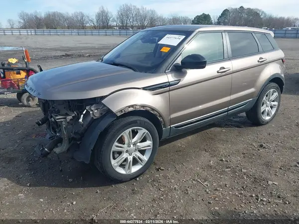 SALVP2BG8HH233430 2017 LAND ROVER RANGE ROVER EVOQUE - Image 2