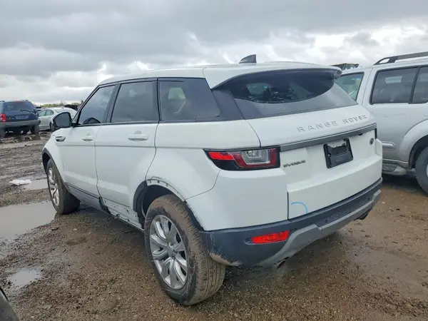 SALVP2BG8HH250633 2017 LAND ROVER RANGE ROVER - Image 2