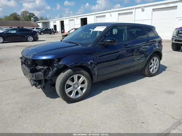 SALVP2BG9HH190636 2017 LAND ROVER RANGE ROVER EVOQUE - Image 2