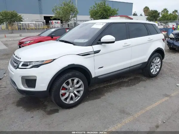 SALVP2BG9HH192208 2017 LAND ROVER RANGE ROVER EVOQUE - Image 2