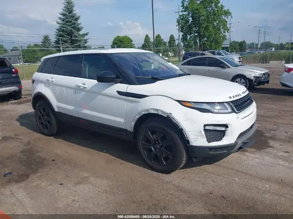 SALVP2BG9HH208925 2017 LAND ROVER RANGE ROVER EVOQUE - Image 1