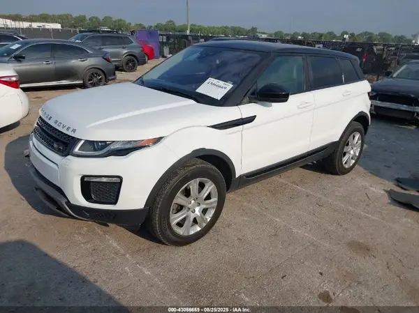 SALVP2BG9HH250365 2017 LAND ROVER RANGE ROVER EVOQUE - Image 2