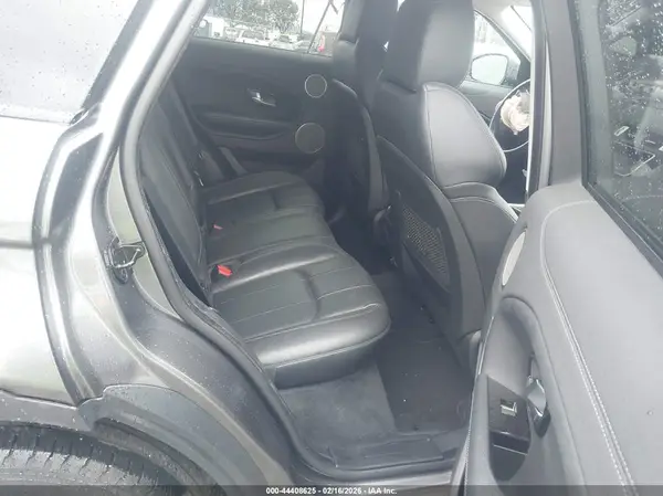 SALVP2BGXHH189155 2017 LAND ROVER RANGE ROVER EVOQUE - Image 8
