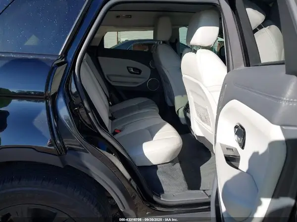 SALVP2BGXHH213471 2017 LAND ROVER RANGE ROVER EVOQUE - Image 8