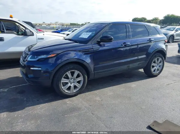 SALVP2RX0JH269530 2018 LAND ROVER RANGE ROVER EVOQUE - Image 2