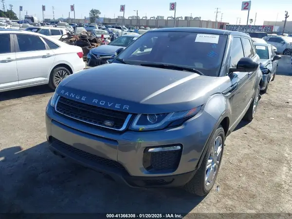 SALVP2RX1JH308481 2018 LAND ROVER RANGE ROVER EVOQUE - Image 2