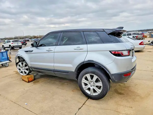 SALVP2RX2JH323880 2018 LAND ROVER RANGE ROVER - Image 2