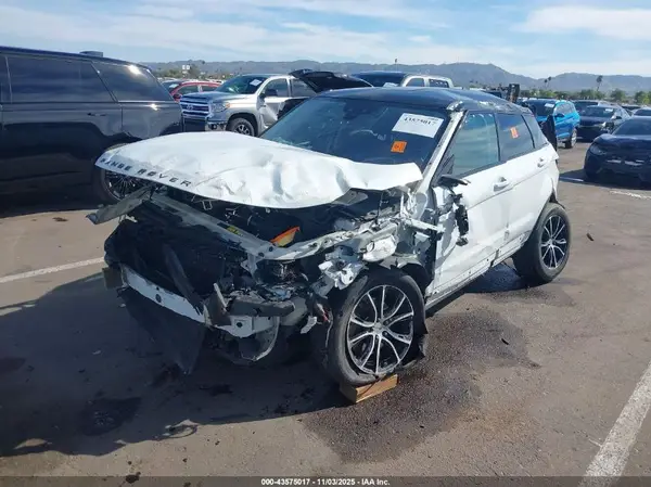 SALVP2RX3JH293837 2018 LAND ROVER RANGE ROVER EVOQUE - Image 2