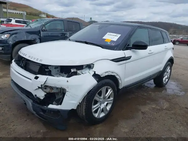 SALVP2RX3JH321006 2018 LAND ROVER RANGE ROVER EVOQUE - Image 2