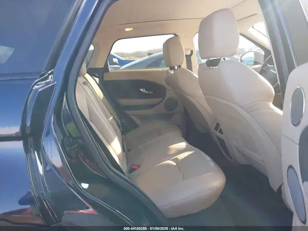 SALVP2RX3KH338406 2019 LAND ROVER RANGE ROVER EVOQUE - Image 8