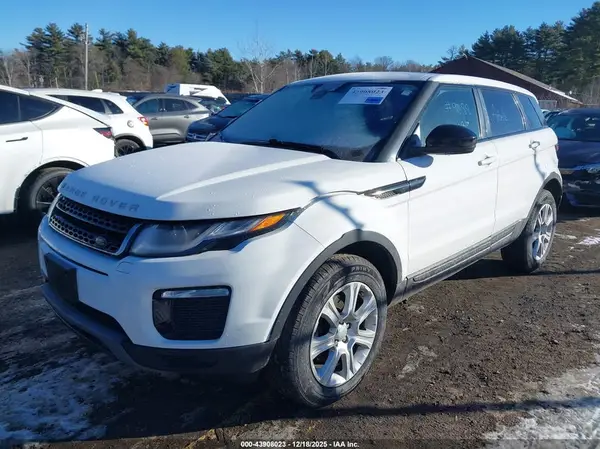 SALVP2RX4JH298075 2018 LAND ROVER RANGE ROVER EVOQUE - Image 2