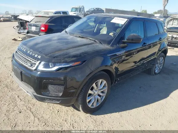 SALVP2RX4JH311875 2018 LAND ROVER RANGE ROVER EVOQUE - Image 2