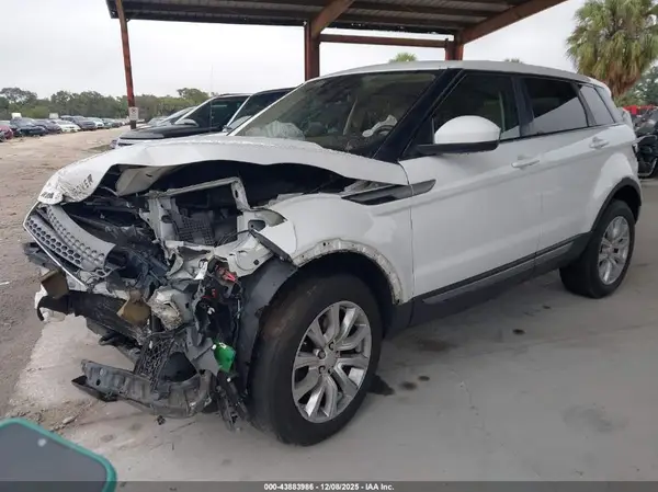 SALVP2RX4KH331609 2019 LAND ROVER RANGE ROVER EVOQUE - Image 2