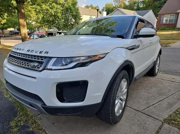 SALVP2RX4KH341900 2019 LAND ROVER RANGE ROVER EVOQUE - Image 2