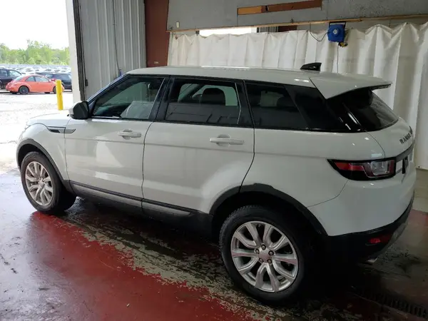 SALVP2RX5JH323744 2018 LAND ROVER RANGE ROVER - Image 2