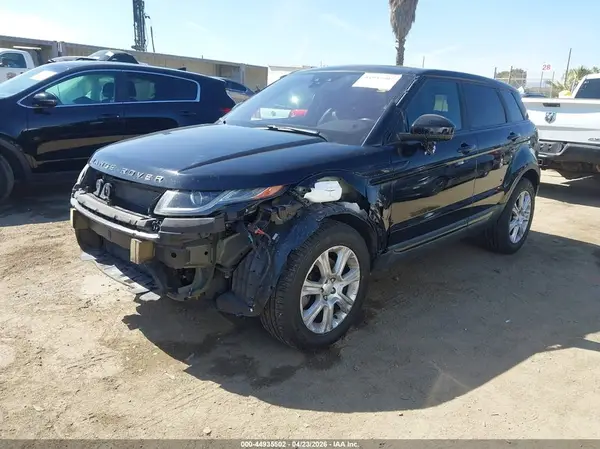 SALVP2RX5KH328203 2019 LAND ROVER RANGE ROVER EVOQUE - Image 2