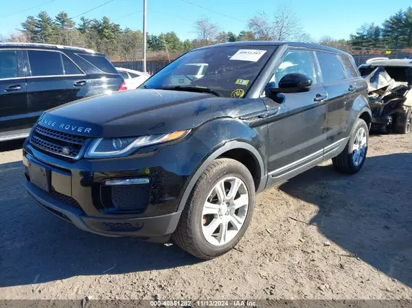 SALVP2RX5KH332686 2019 LAND ROVER RANGE ROVER EVOQUE - Image 2