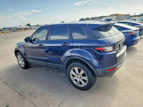 SALVP2RX6JH271248 2018 LAND ROVER RANGE ROVER EVOQUE - Image 2