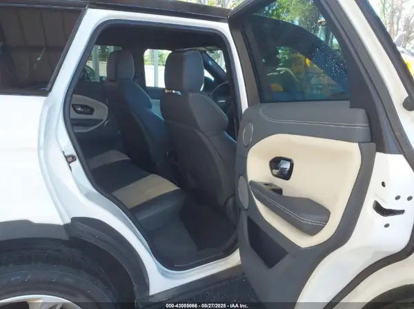 SALVP2RX6JH272805 2018 LAND ROVER RANGE ROVER EVOQUE - Image 8