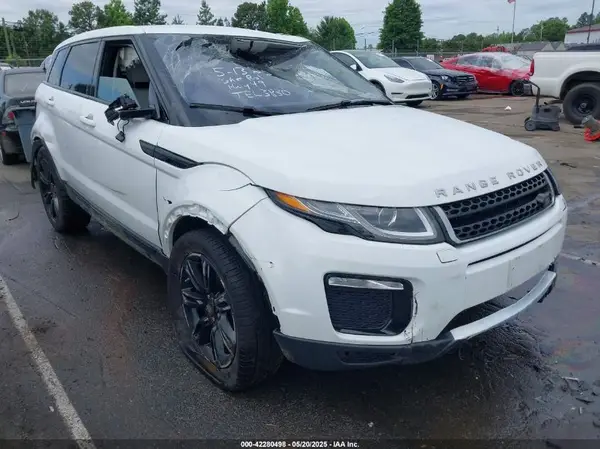 SALVP2RX6JH323834 2018 LAND ROVER RANGE ROVER EVOQUE - Image 1