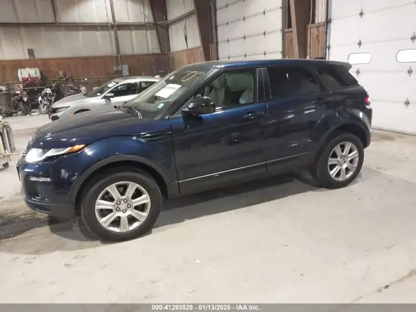 SALVP2RX6JH324353 2018 LAND ROVER RANGE ROVER EVOQUE - Image 2