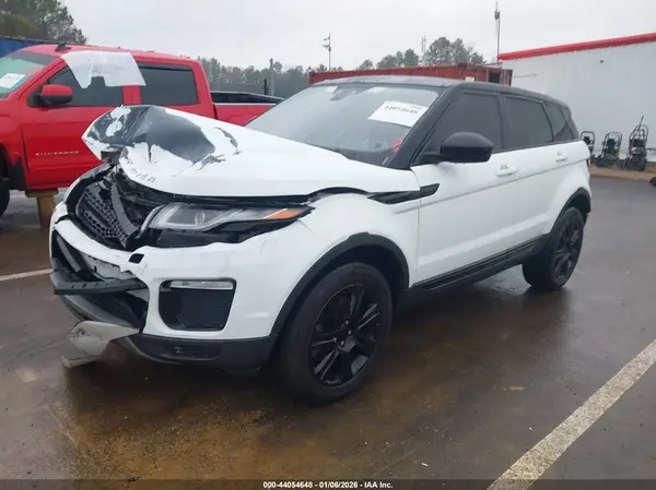 SALVP2RX7JH269475 2018 LAND ROVER RANGE ROVER EVOQUE - Image 2