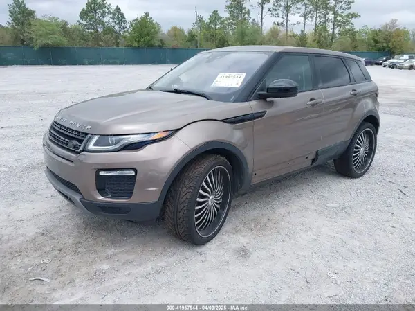 SALVP2RX7JH270660 2018 LAND ROVER RANGE ROVER EVOQUE - Image 2