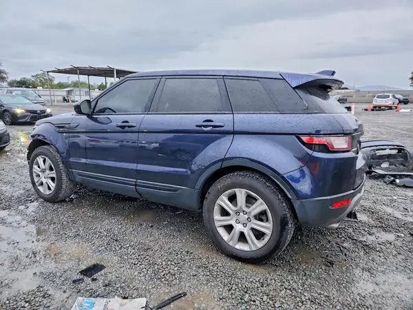 SALVP2RX7JH303012 2018 LAND ROVER RANGE ROVER EVOQUE - Image 2