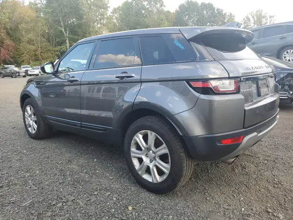 SALVP2RX7JH321915 2018 LAND ROVER RANGE ROVER EVOQUE - Image 2