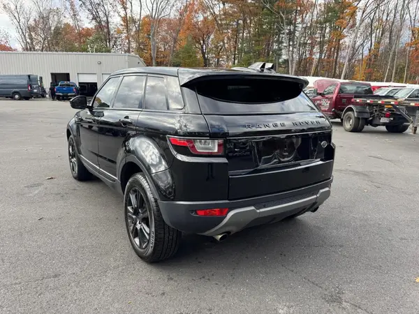 SALVP2RX8JH272692 2018 LAND ROVER RANGE ROVER EVOQUE - Image 2