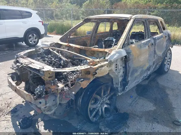 SALVP2RX8JH278248 2018 LAND ROVER RANGE ROVER EVOQUE - Image 2