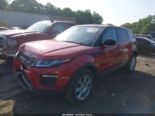 SALVP2RX8JH321826 2018 LAND ROVER RANGE ROVER EVOQUE - Image 2