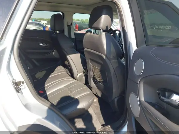 SALVP2RX8JH322586 2018 LAND ROVER RANGE ROVER EVOQUE - Image 8