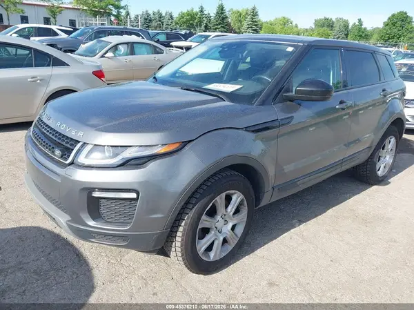 SALVP2RX8JH323740 2018 LAND ROVER RANGE ROVER EVOQUE - Image 2