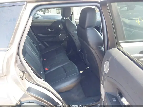 SALVP2RX8KH350874 2019 LAND ROVER RANGE ROVER EVOQUE - Image 8