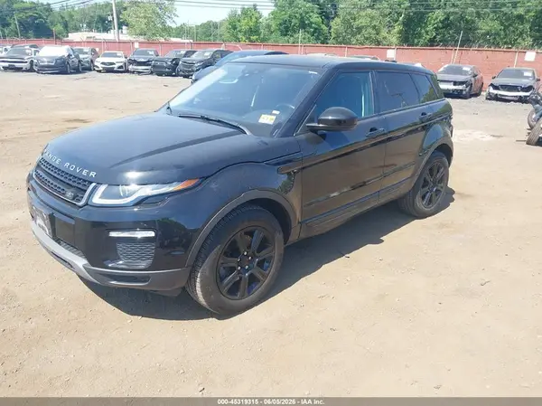 SALVP2RX9JH270871 2018 LAND ROVER RANGE ROVER EVOQUE - Image 2
