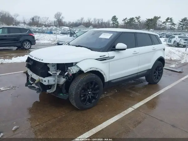 SALVP2RX9JH289629 2018 LAND ROVER RANGE ROVER EVOQUE - Image 2
