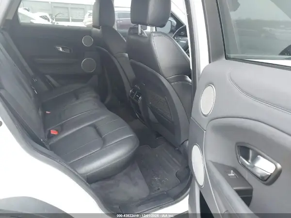 SALVP2RX9JH289629 2018 LAND ROVER RANGE ROVER EVOQUE - Image 8