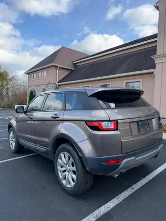 SALVP2RX9JH317378 2018 LAND ROVER RANGE ROVER EVOQUE - Image 2
