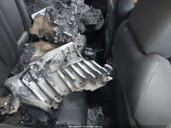 SALVP2RX9KH328804 2019 LAND ROVER RANGE ROVER EVOQUE - Image 8