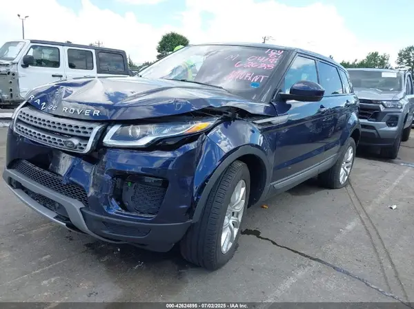 SALVP2RX9KH340418 2019 LAND ROVER RANGE ROVER EVOQUE - Image 2