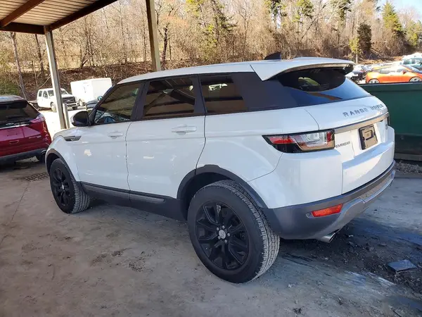 SALVP2RXXJH306535 2018 LAND ROVER RANGE ROVER EVOQUE - Image 2