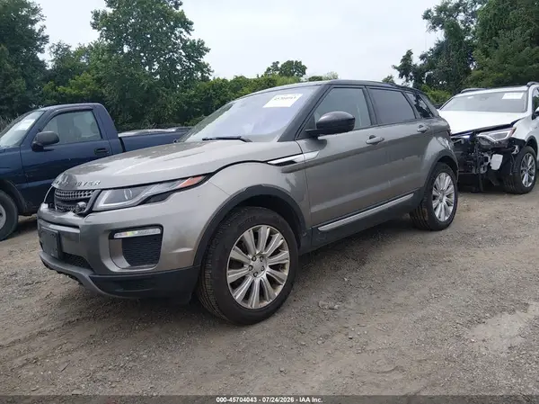 SALVR2BG1HH191290 2017 LAND ROVER RANGE ROVER EVOQUE - Image 2